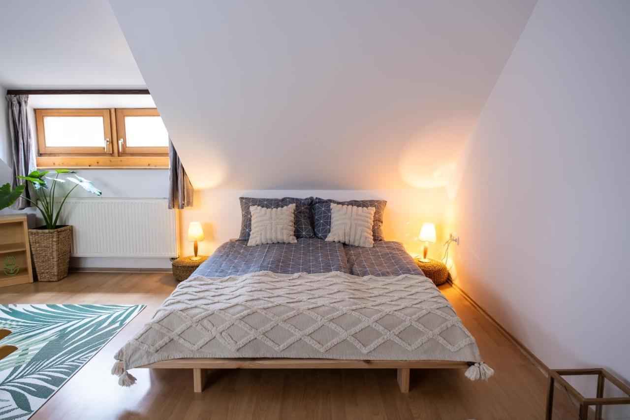 Sziklai Apartman 维斯普雷姆 外观 照片
